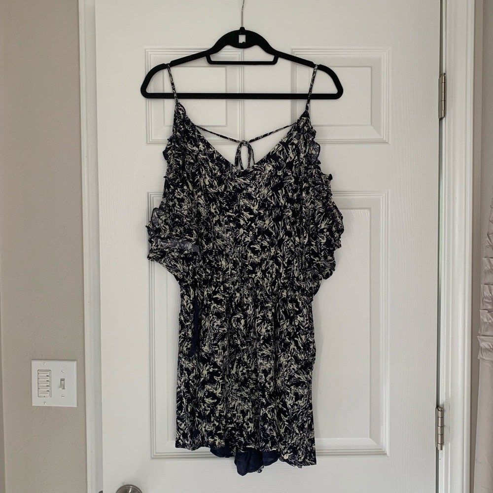 Cold shoulder women’s romper